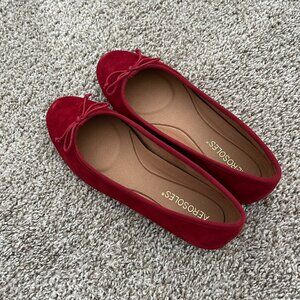 NWT Aerosoles Homerun Ballet Flat in Red Suede